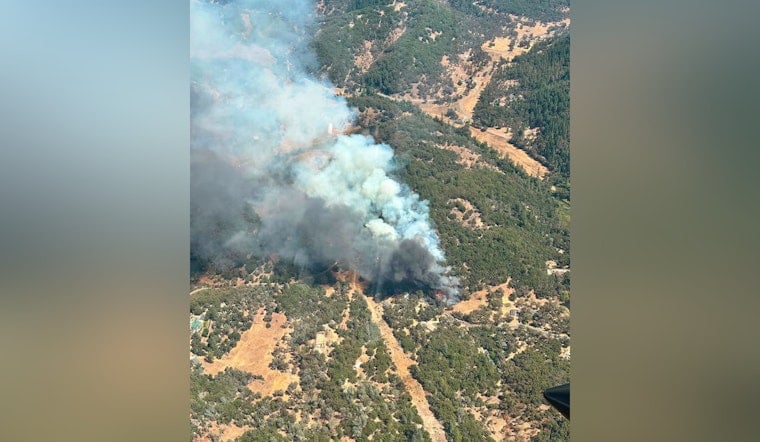 Alta Sierra Structure Fire Jumps to Grass, Forces Fast Evacuations