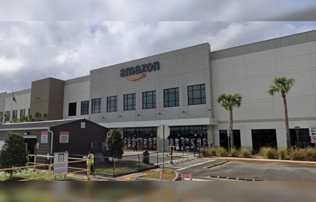Amazon Bolts Eight Robot Stations Onto Its Pecan Park Warehouse in Jacksonville