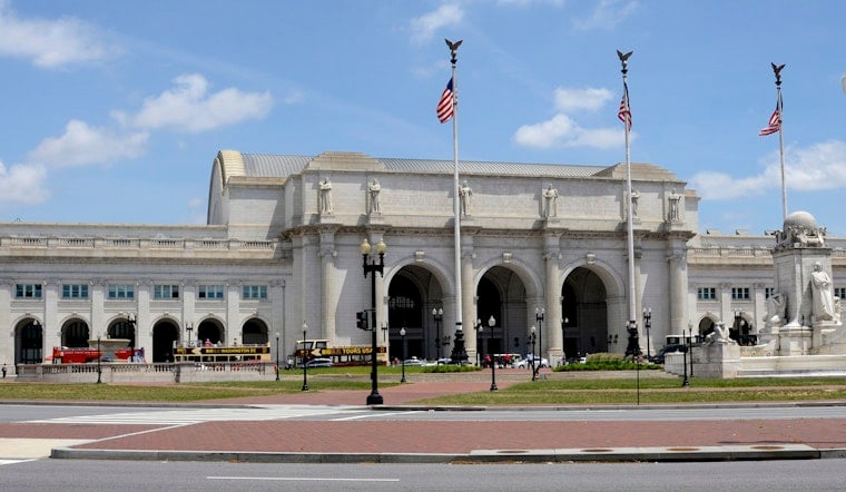 Amtrak Shuts DC-to-Virginia Tunnel for 9 Days, Riders Face Bus Bridges to Alexandria