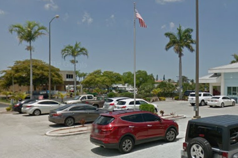 Anna Maria Weighs $4.50-an-Hour Parking as Island Braces for County Squeeze