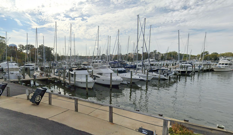 Annapolis Boaters Chase a Floating Stage Every Tuesday on Back Creek