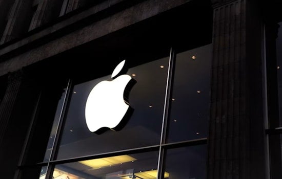 Apple Guts Vision Pro and Siri Teams, Cuts Over 200 Jobs in AI Pivot