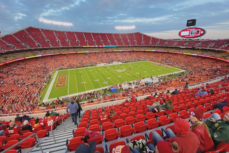 Arrowhead Turns Backyard Sports Theme Night for Chiefs-Seahawks Preseason Finale