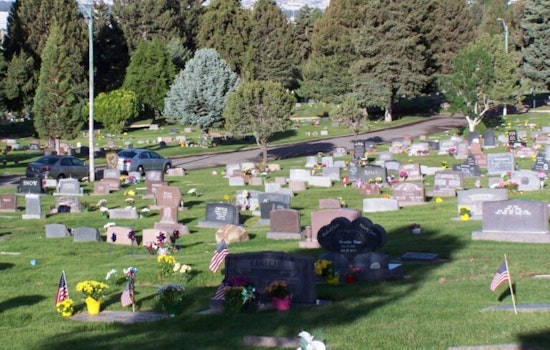Backyard Shocker in Salt Lake City: Homeowner Finds 1940 Child’s Headstone Under Deck