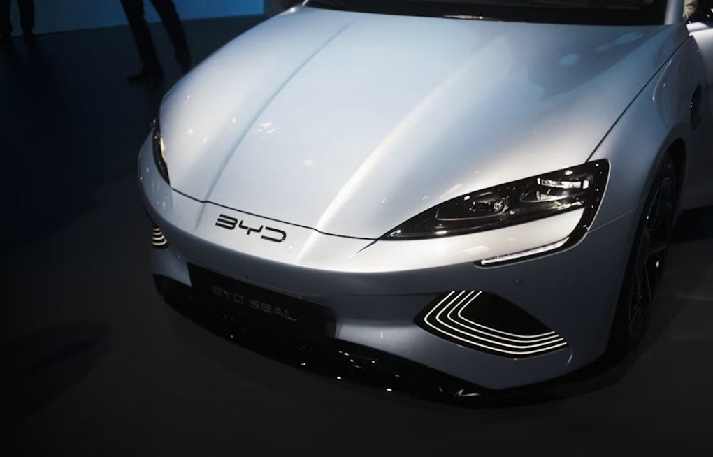 Banned Chinese EVs Are Cruising San Diego Streets Through a Tijuana Loophole