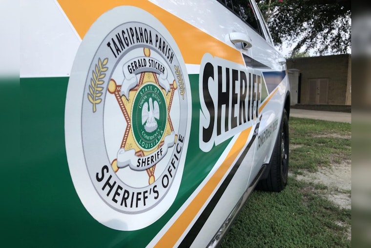 Barefoot, Handcuffed Inmates Bolt Feds on I-12 Near Ponchatoula as Manhunt Widens