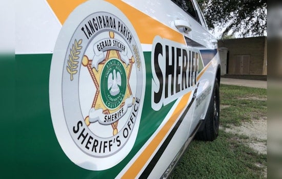 Barefoot, Handcuffed Inmates Bolt Feds on I-12 Near Ponchatoula as Manhunt Widens