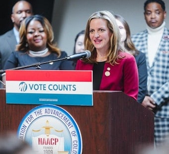 Benson, James Court Detroit's Black Voters as Poll Shows 74-Point Gap