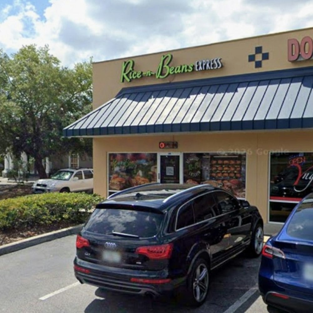 Bhimavaram Ruchulu Brings Andhra Seafood Heat to Lutz's SR 54 Strip