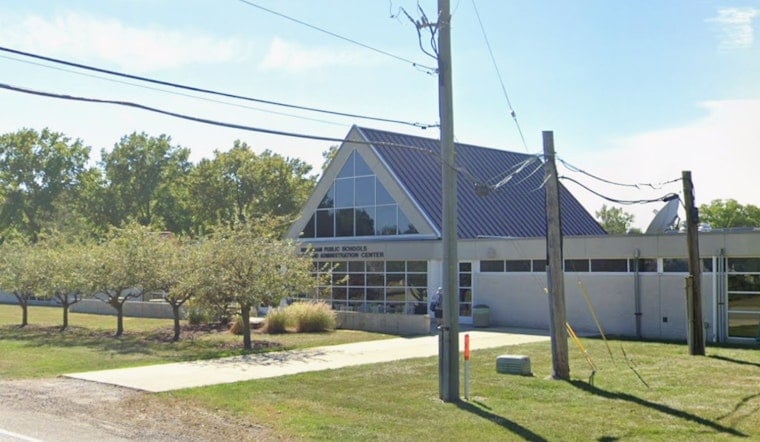 Birmingham Schools' All-Day Phone Ban Sparks Parent Backlash Before First Bell