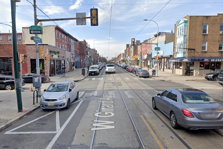 Black Mercedes Van Slams Into Police Cruiser, 3 Cars on Girard Avenue
