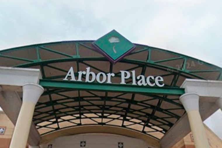 Bomb Threat Empties Douglasville’s Arbor Place Mall, Keeps Theater Dark All Night