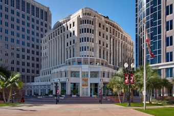 Bomb Threat Shuts Down Orlando City Hall, Sends Workers Fleeing Across Orange Avenue