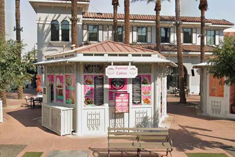 Braud's Funnel Cake Cafe Shuts Town Square Shop After Nearly 10 Years