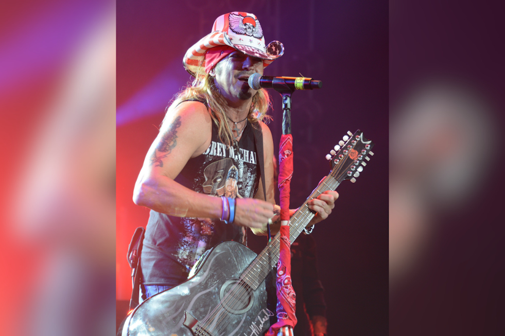 Bret Michaels Pauses Tour After Kidney Stone Surgery