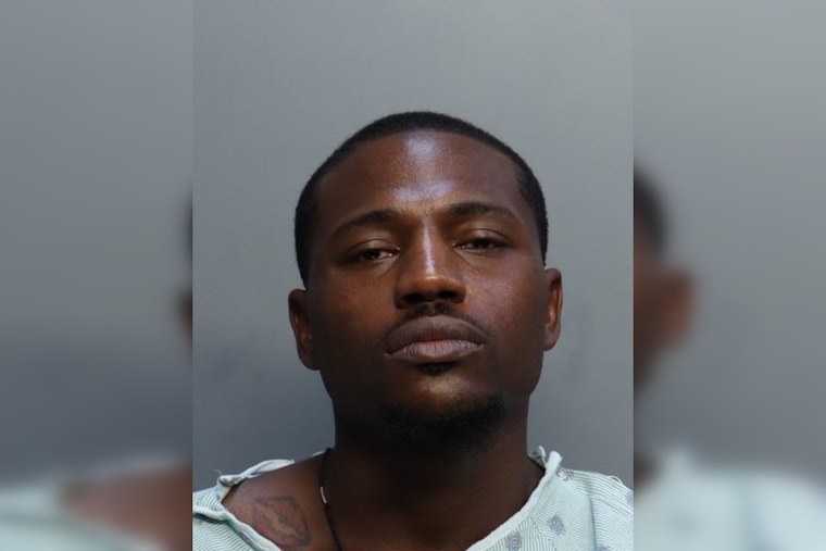 Brickell Man Trashes Starbucks, Injures Guard Days After Bond Release