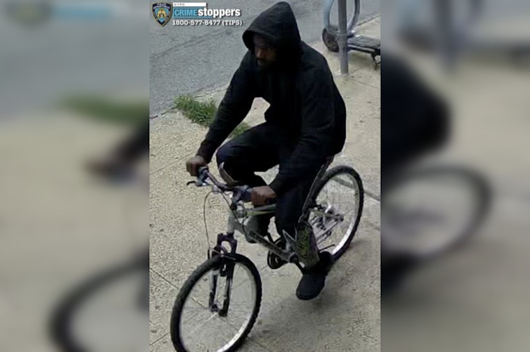 Bronx Man, 77, Robbed at Knifepoint Stepping Off Pelham Parkway Elevator