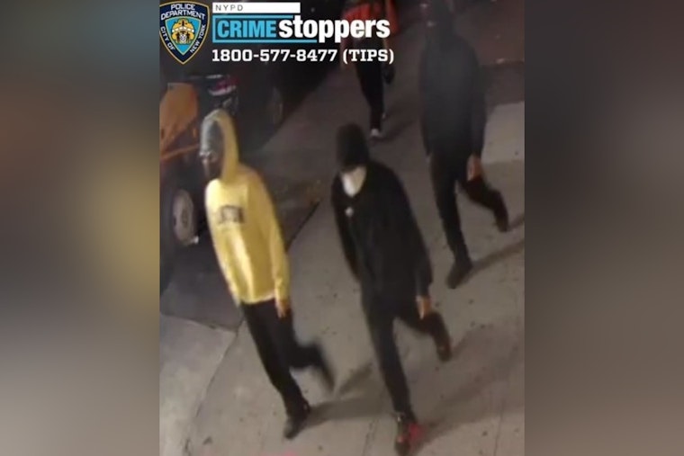 Bronx Man Shot in Head Outside Jerome Avenue Store, Gunmen Flee to Subway