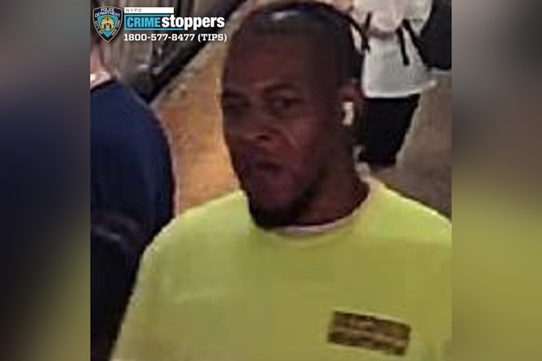 Bronx Man Slashed on Southbound 2 Train, Suspect Flees at Bronx Park East