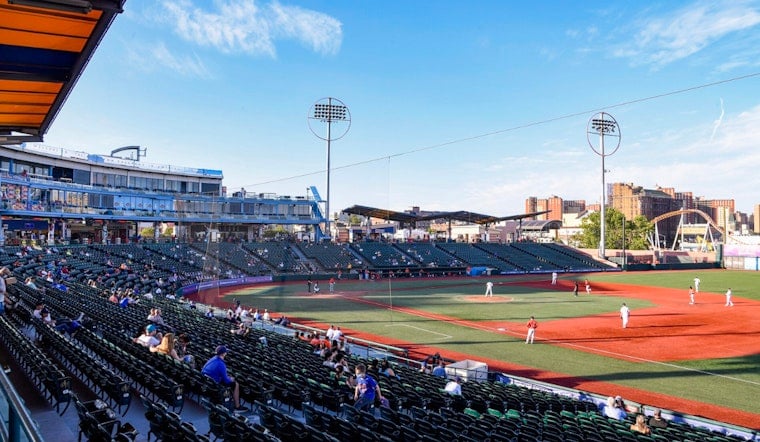 Brooklyn Cyclones Fans Go Full Elaine in Seinfeld Night Dance Mayhem
