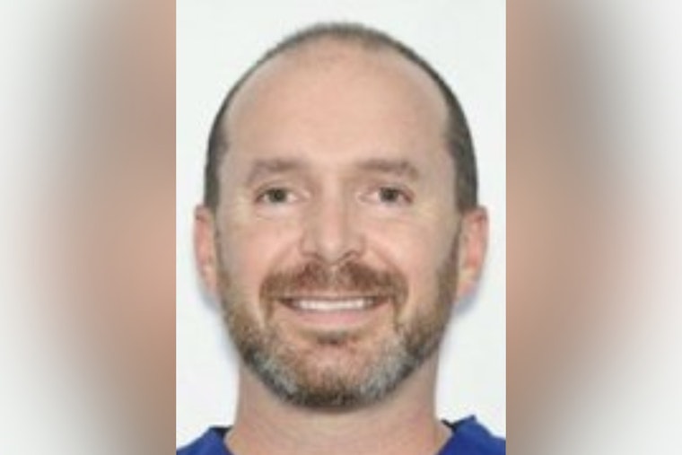 Broomfield Man, 44, Vanishes on Foot Amid Feared Mental Health Crisis