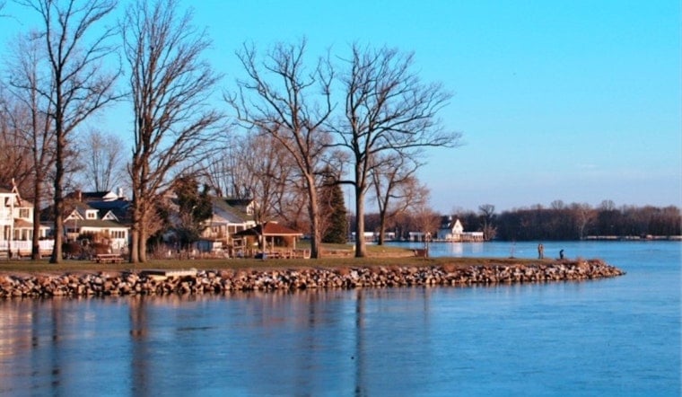 Buckeye Lake Orders Mandatory Evacuations as River Nears Record 883.5-Foot Crest