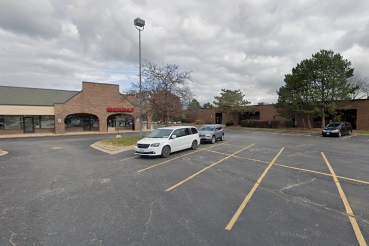 Buffalo Grove's Dead Chase Plaza Gets 256 Apartments, Loses Beloved Diner Site