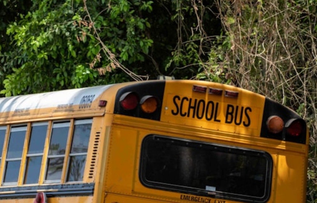 Bullitt County School Bus Overturns Near Lebanon Junction, 30 Kids Hurt