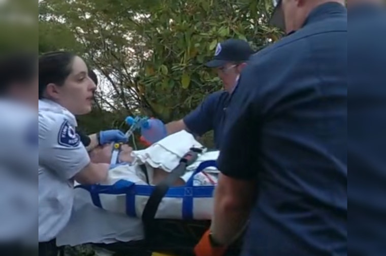 Burien Deputies Revive 85-Year-Old With CPR Before Firefighters Take Over