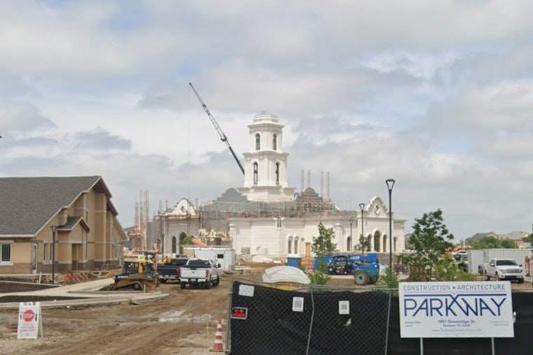 Burleson's New LDS Temple Opens Doors to Public for First Time in 42 Years