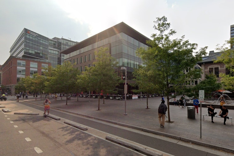 Busaba Thai Cafe Set to Fill Union Station's Zoe Ma Ma Void This Fall
