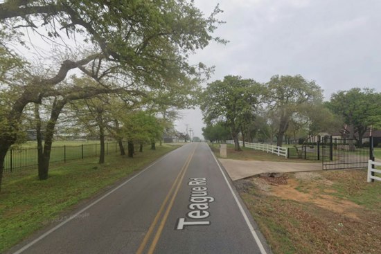 Bystanders Pull Adult, Two Kids From Burning Car in Tarrant County Crash