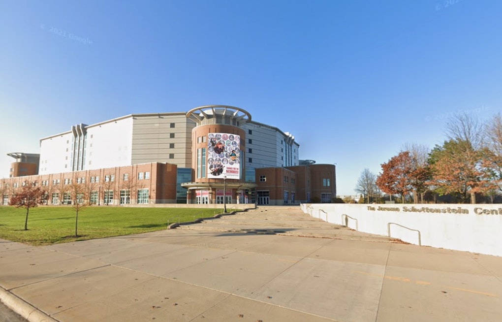 Caamp Sells Out Schottenstein Center, Free Tailgate Backs Local Bands First