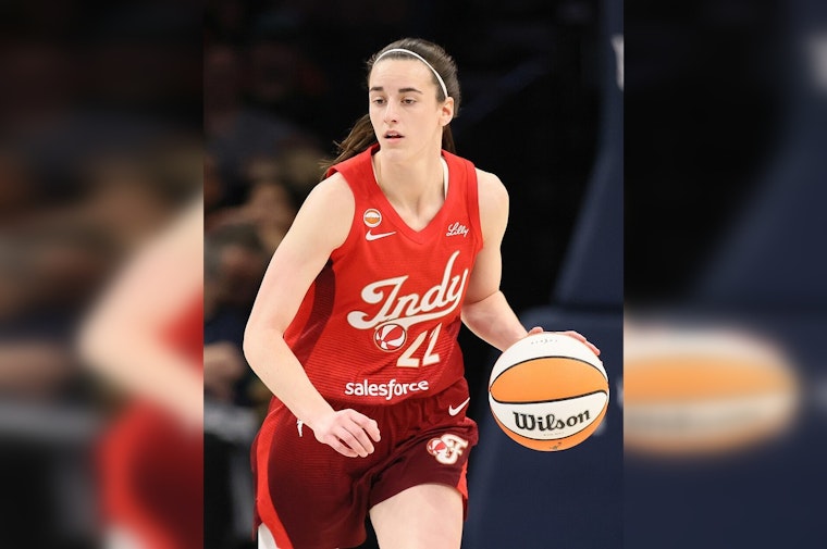 Caitlin Clark Limps Off Vs. Dallas, Then Torches Wings for 29 in Fever Win