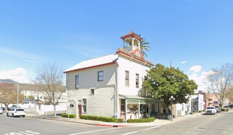 Calistoga Skips November Vote, Hands Retired Principal the Mayor's Gavel