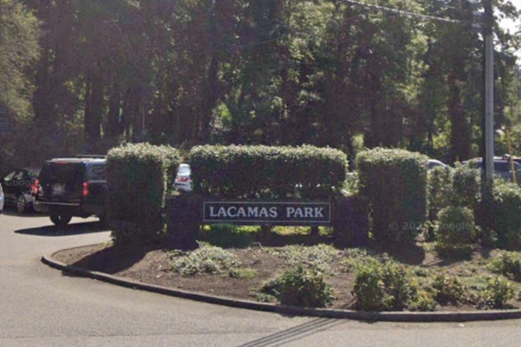 Camas Teen Drowns After Rope Swing Jump Into Round Lake, Search Stretches Past Midnight