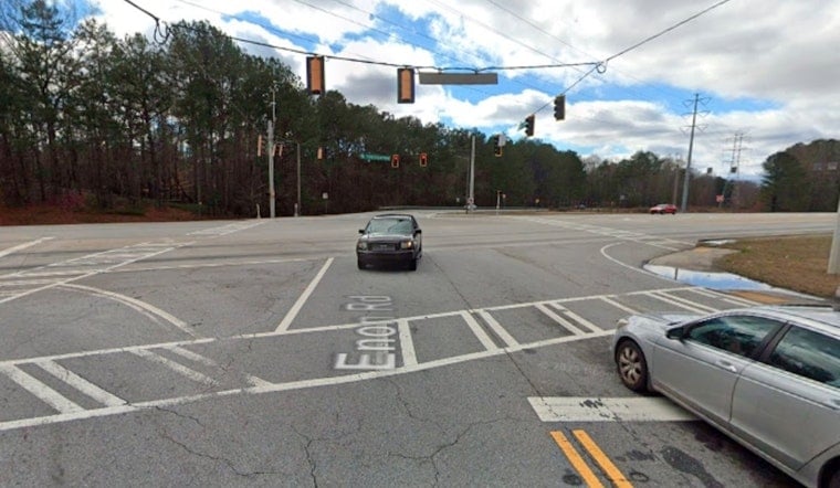 Camp Creek Parkway Crash Injures Three, Motorcyclist Airlifted From Scene