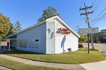 Car Crashes Into Slidell Pet Center, Photos Show Damage