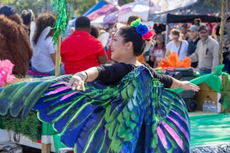 Cedar Hill's 89th Country Day on the Hill Rolls In With Parade, Bingo, King and Queen