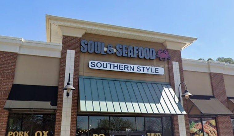 Charlotte's Sol' Delish Brings Soul Food and Seafood to Fort Mill This Fall