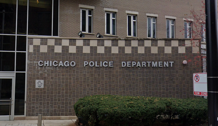 Chicago Officer Who Shot Into Moving Car, Wounding Two, Will Keep His Badge