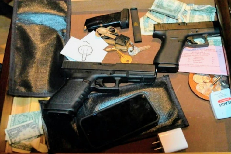 Chicago Police Never Identified Cop Whose Guns Turned Up at Felon's Home
