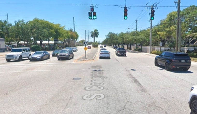 Child Struck by Car in Delray Beach Shopping Center Parking Lot, Police Investigate