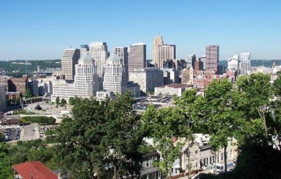 Cincinnati Sizzles, Then Soaks: Queen City Sunshine to Give Way to Midweek Storms