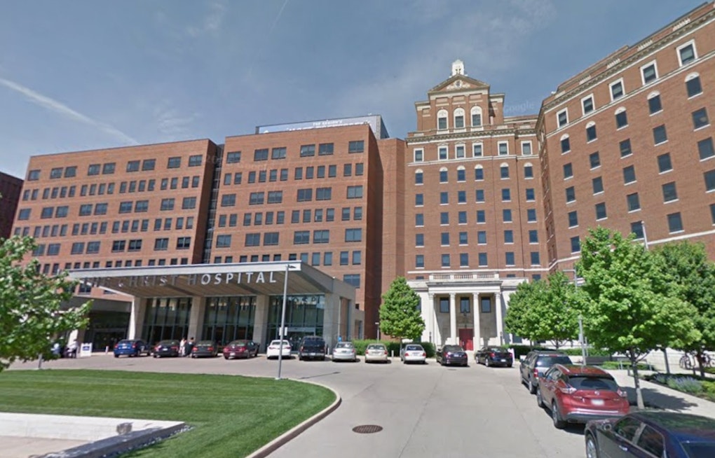 Cincinnati Surgeons Perform World's First Robotic Fix of Enlarged Aorta