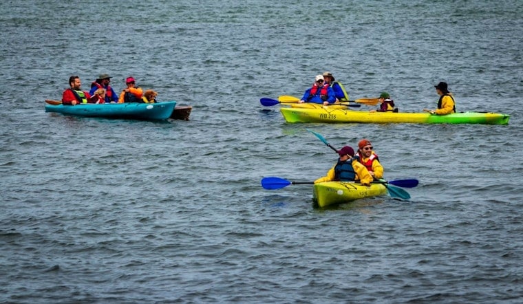 Cincinnati's Paddlefest Beats Storms, Sets World Record With 1,440 Paddlers
