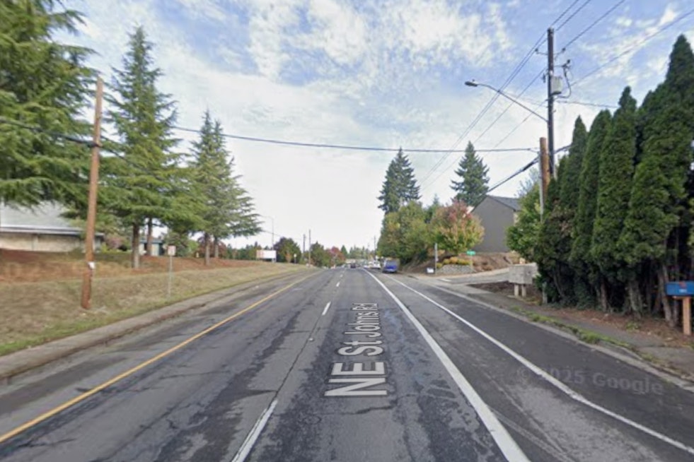 Clark County Deputies Hunt Gunman After Shooting Near Minnehaha Apartments