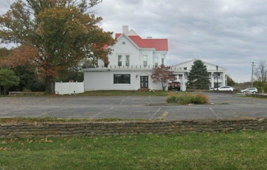 Claudia Sanders Dinner House Sale Fried in Shelbyville, Old KFC HQ Stays in Family