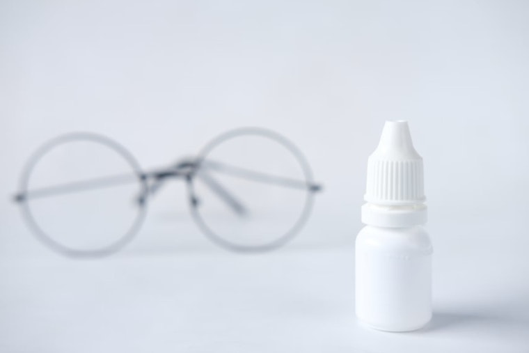 Clear Eyes Recalls 39,000 Bottles Nationwide Over Sterility Fears