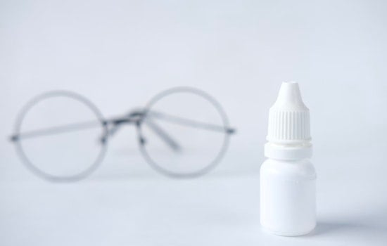 Clear Eyes Recalls 39,000 Bottles Nationwide Over Sterility Fears